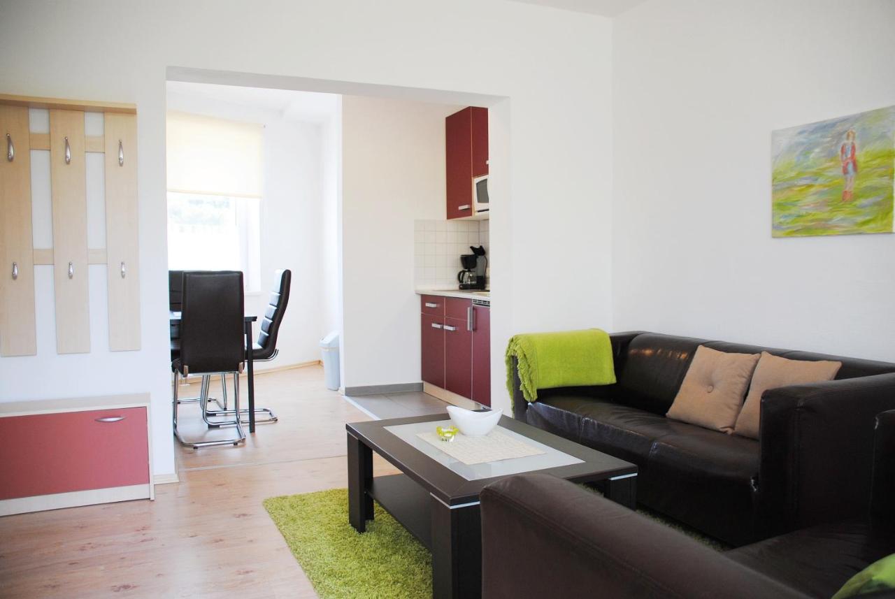 Appartementanlage-Ferienwohnungen Weisse Moewe Sassnitz Esterno foto