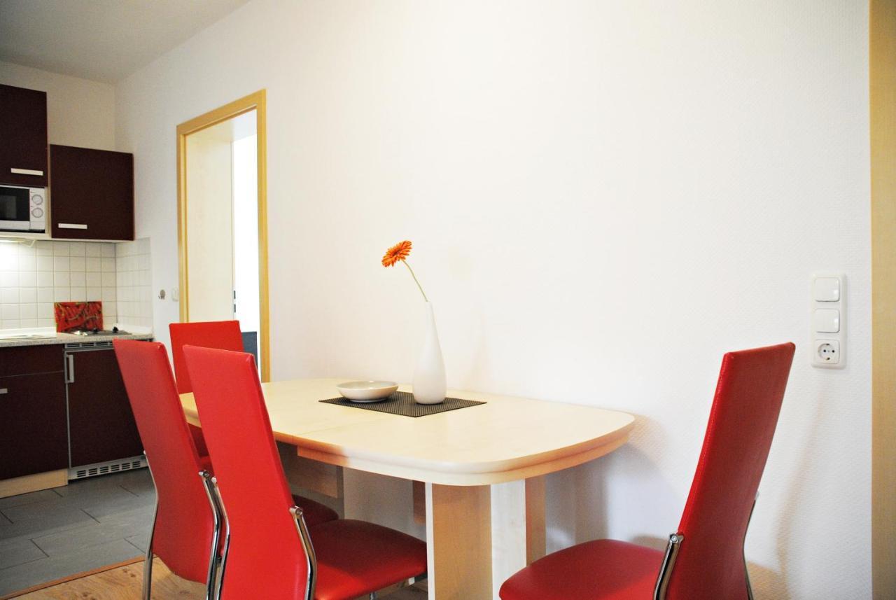 Appartementanlage-Ferienwohnungen Weisse Moewe Sassnitz Esterno foto