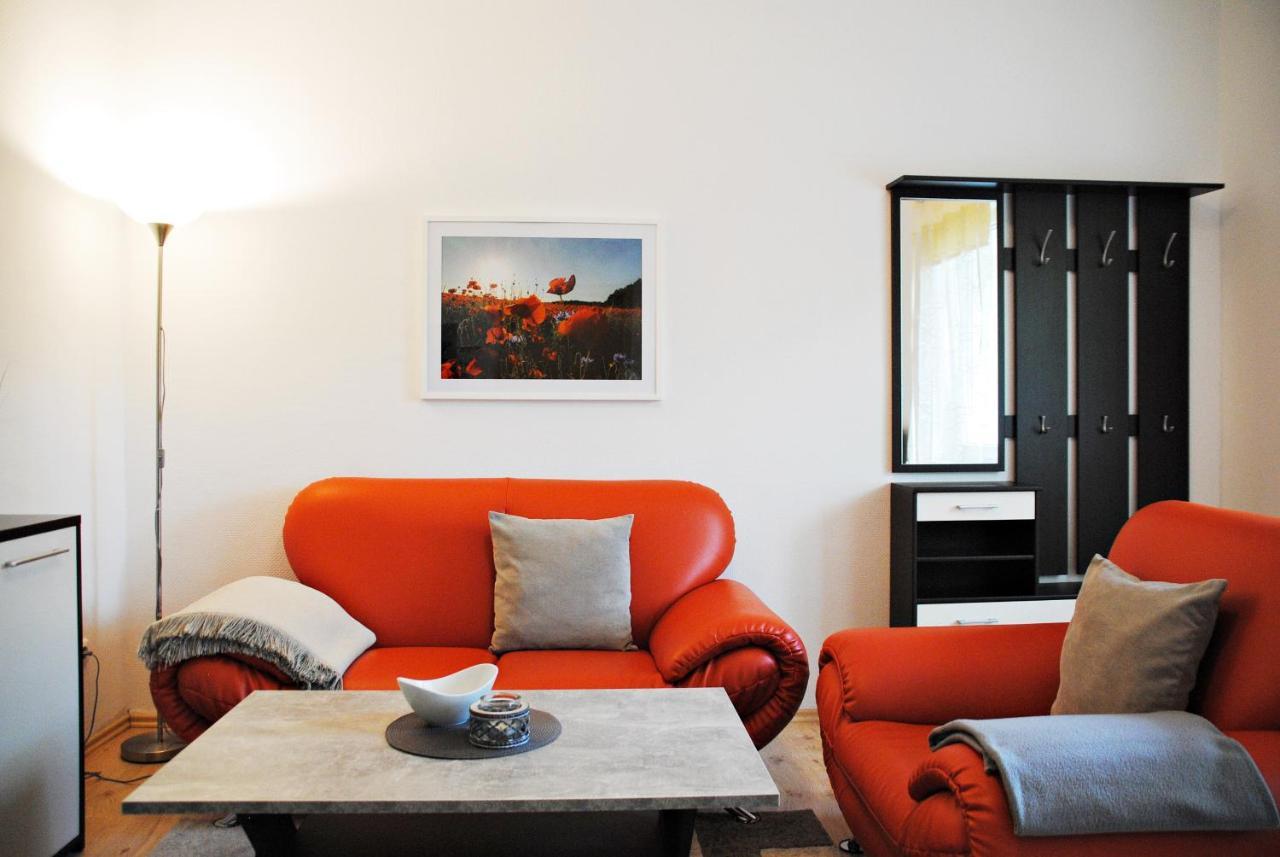 Appartementanlage-Ferienwohnungen Weisse Moewe Sassnitz Esterno foto