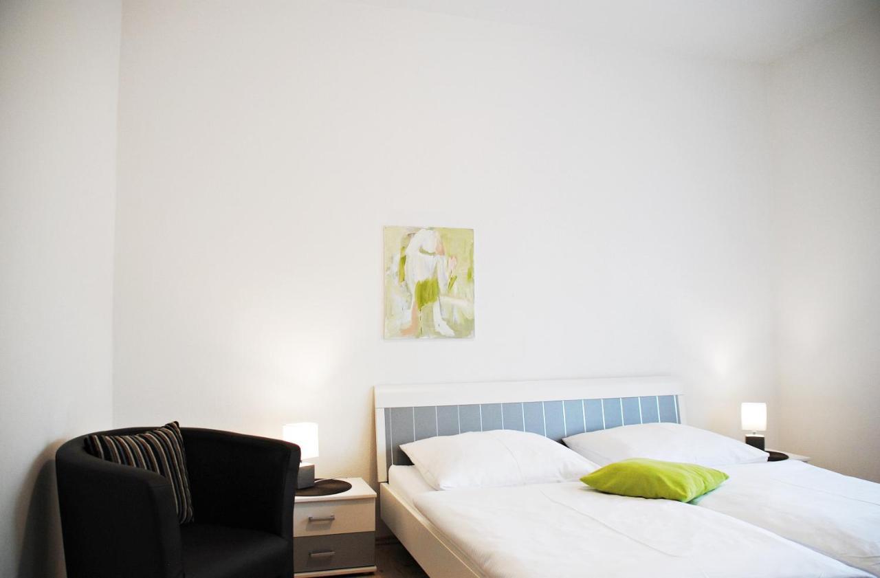 Appartementanlage-Ferienwohnungen Weisse Moewe Sassnitz Esterno foto