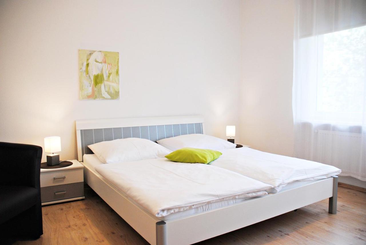 Appartementanlage-Ferienwohnungen Weisse Moewe Sassnitz Esterno foto