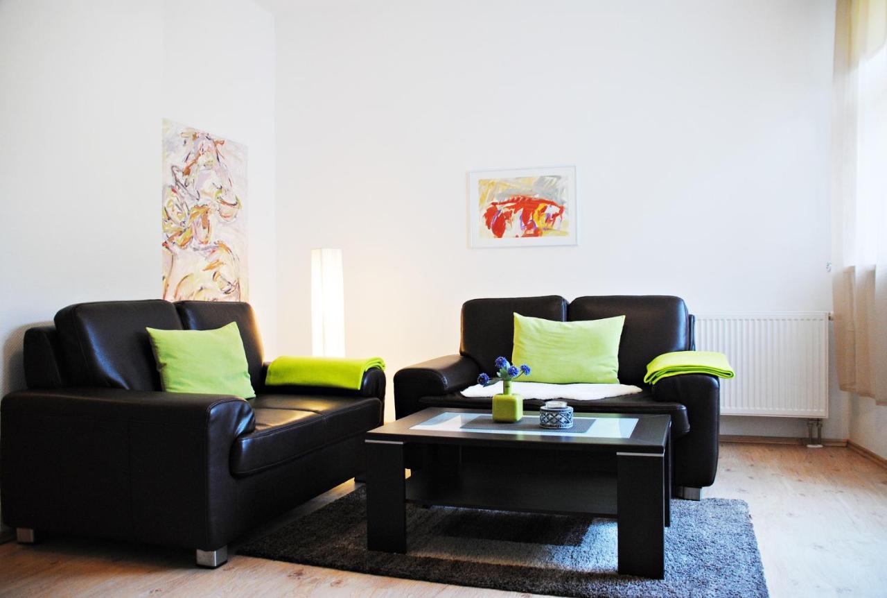 Appartementanlage-Ferienwohnungen Weisse Moewe Sassnitz Esterno foto