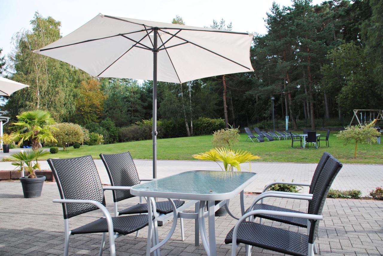 Appartementanlage-Ferienwohnungen Weisse Moewe Sassnitz Esterno foto